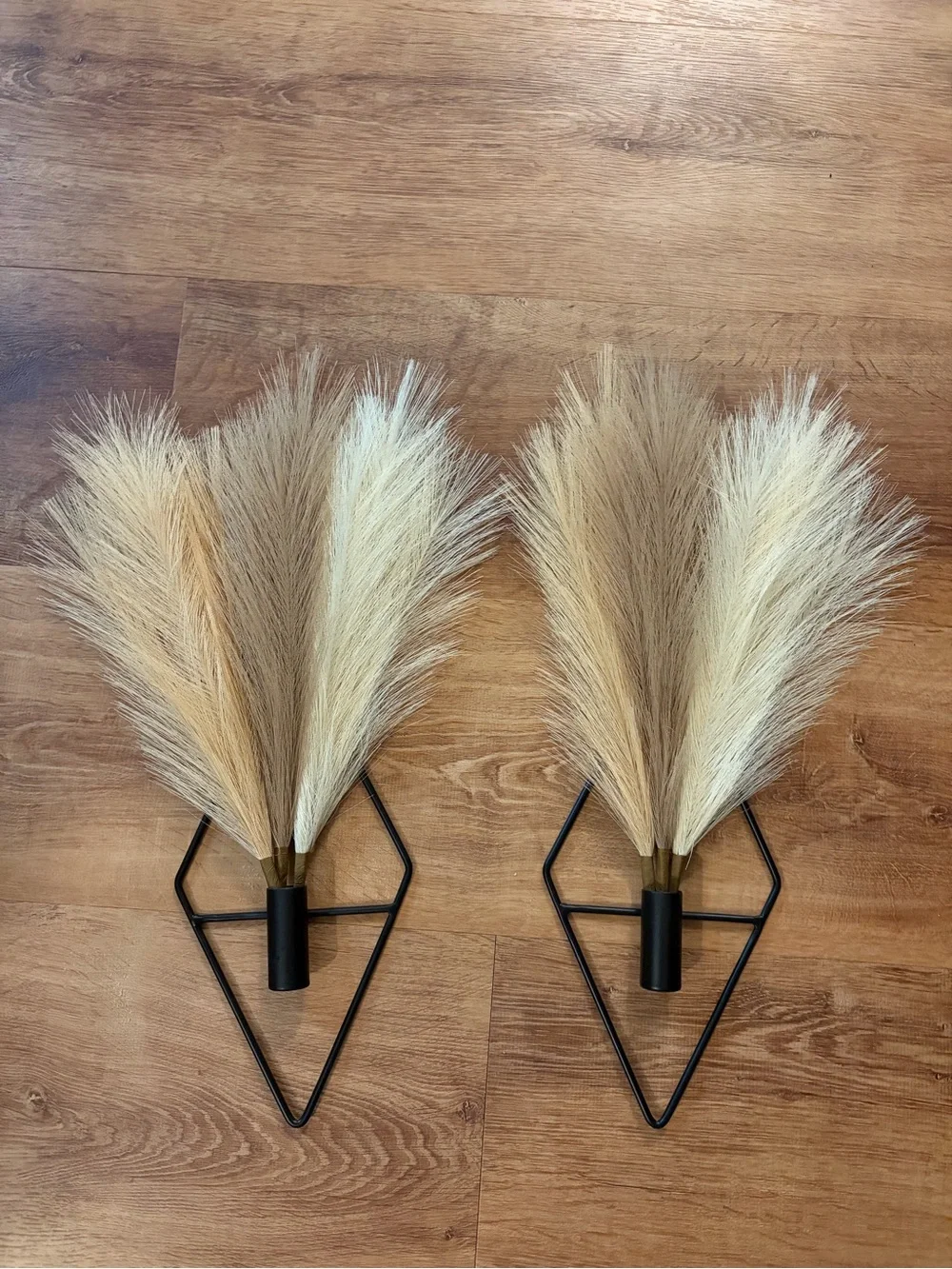 Decorative Pampas Grass Wall Sconces in Neutral Beige - Set of 2